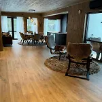 New Modern And Spacious On Boroya Sorlandet - 3 Bedrooms *