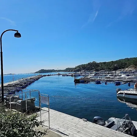 New Modern And Spacious On Boroya Sorlandet - 3 Bedrooms Tvedestrand